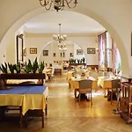 Logis Restaurant Remotel Hotel Knutange