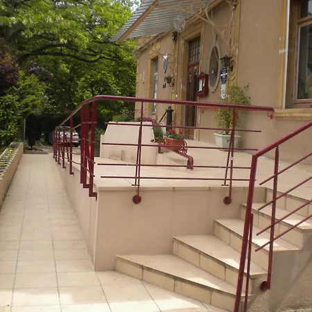 Logis Restaurant Remotel 3*