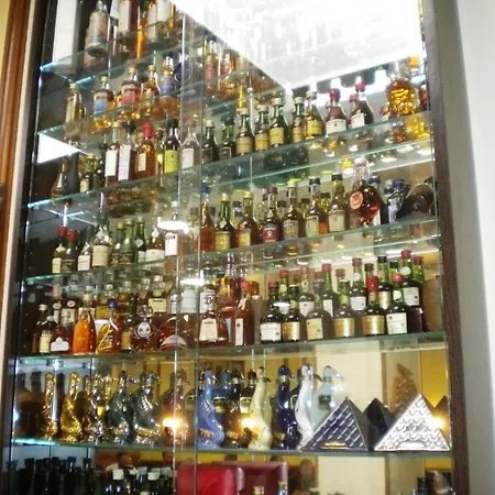 Logis Restaurant Remotel 크뉘탕즈