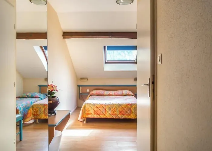 Hotel Logis Restaurant Remotel 3*